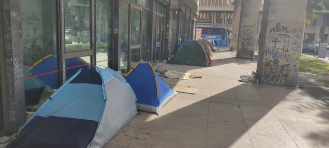 Catania, senzatetto privi di alloggi sicuri. Puci: “Serve supporto dal punto di vista psichiatrico e sanitario” – VIDEO