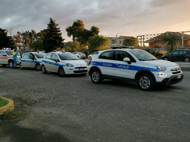 Ragusa, indagati 5 soggetti per aver indotto in errore dirigenti e funzionari comunali