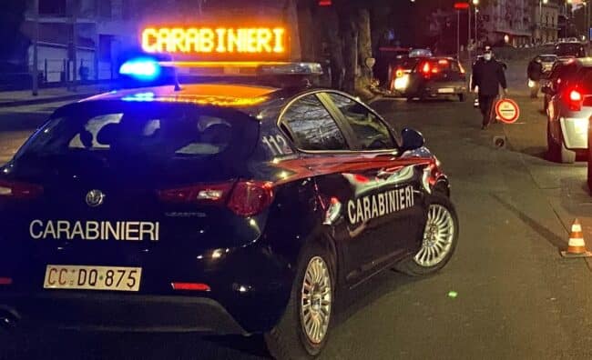 Lavoratori in nero, furti di luce, droga in casa: il bilancio dei controlli a Librino