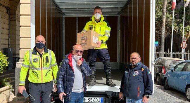 “Riposto aiuta l’Ucraina”, alla Protezione civile le scorte alimentari per la popolazione colpita dalla guerra