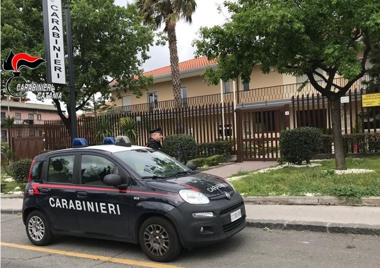 Catania, genitori vittime del figlio tossicodipendente da vent’anni