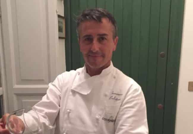 Si accascia a terra e non si rialza, lo chef Francesco Balistreri muore a 55 anni: “Sei andato via troppo presto”