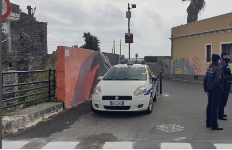 San Giovanni Li Cuti prima “Area Pedonale” di Catania: niente più multe per un mese