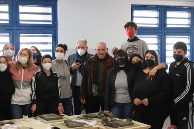 L’I.C. “Brancati” di Catania e l’Associazione “Fiumara d’arte”: il laboratorio di argilla per la realizzazione della “Porta delle farfalle” – VIDEO E FOTO