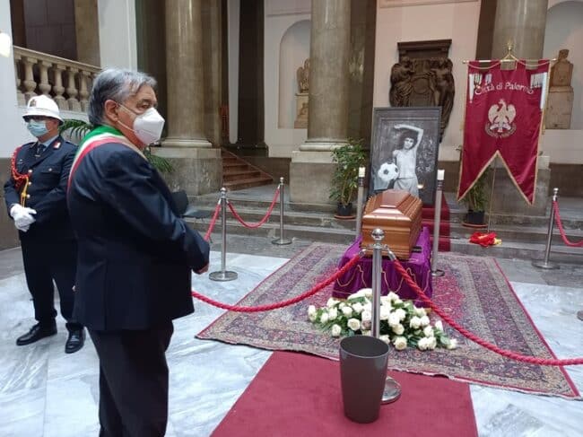 Palermo, viale dei Cantieri culturali della Zisa sarà intitolato a Letizia Battaglia