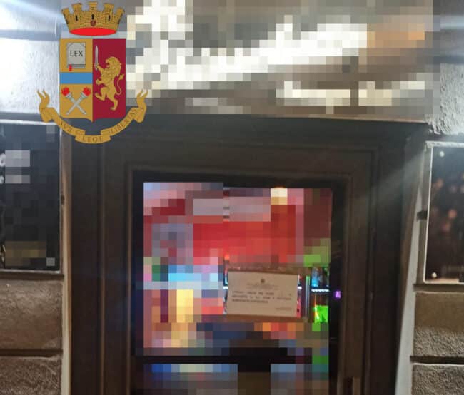 Catania, chiusi un chiosco bar in via San Giuliano e una “finta” discoteca