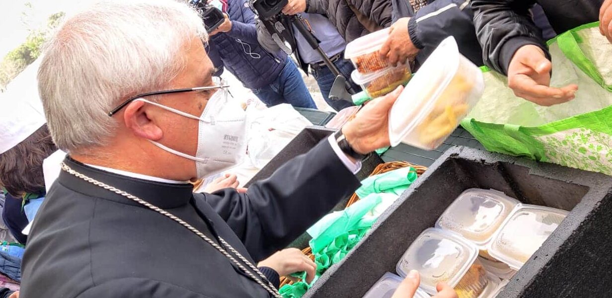 Caritas Catania, l’Arcivescovo Renna all’Help Center: “Magnifica esperienza di carità”
