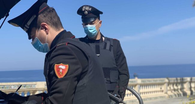 Bombole a gas conservate in deposito senza autorizzazione, scatta il sequestro