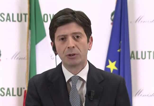 Covid-19, Speranza fiducioso: “Valuteremo uso mascherine. Quarta dose? Attendiamo Commissione UE”