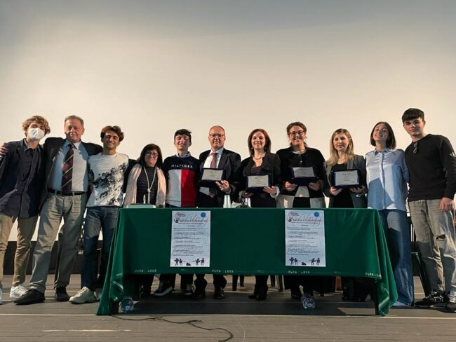 Bullismo e Cyberbullismo: famiglia, società e scuola al “Concetto Marchesi” di Mascalucia