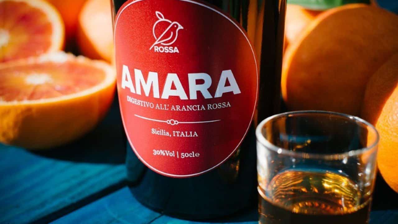 Il miglior amaro al mondo è siciliano, liquore a base di arance rosse IGP