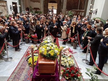 Oltre al viale principale dei Cantieri Culturali anche il Centro Internazionale di fotografia sarà intitolato a Letizia Battaglia