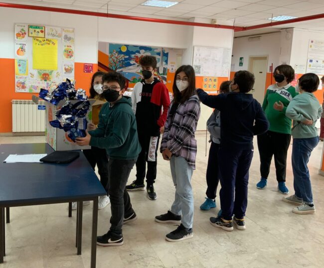 Pasqua di solidarietà alla Scuola Media “Maiorana” di Catania