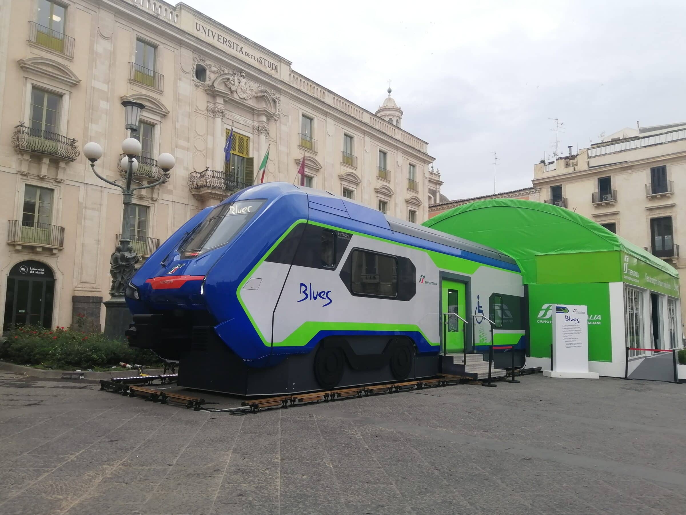 Anche a Catania il primo treno ibrido di Trenitalia, stamattina l’inaugurazione