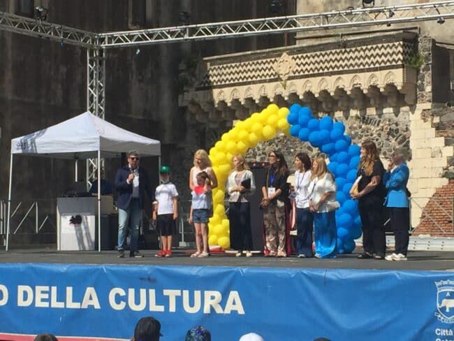 Bambine e bambini ucraini delle scuole catanesi in festa a Palazzo della Cultura
