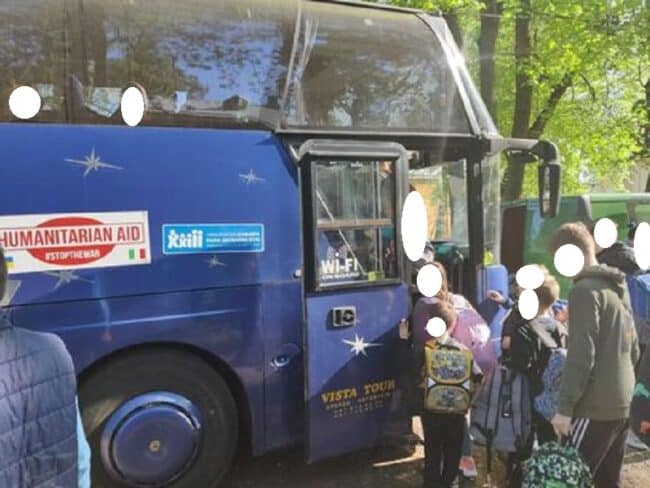 Ucraina, in arrivo 63 bambini orfani in Italia: in Sicilia saranno accolti in 4 strutture