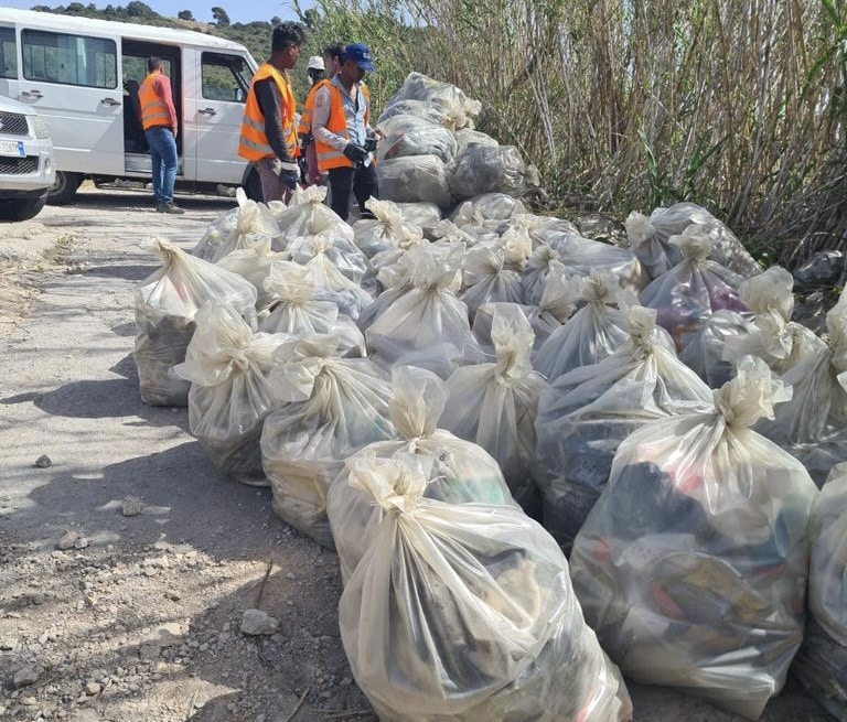 Pulizia strade nel Ragusano, dal mese di aprile ad oggi rimosse 21 tonnellate di rifiuti abbandonati