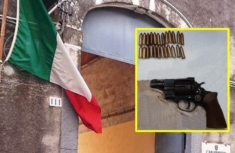 Catania, quartiere San Cristoforo: arrestato pusher e rinvenuta una pistola e munizioni