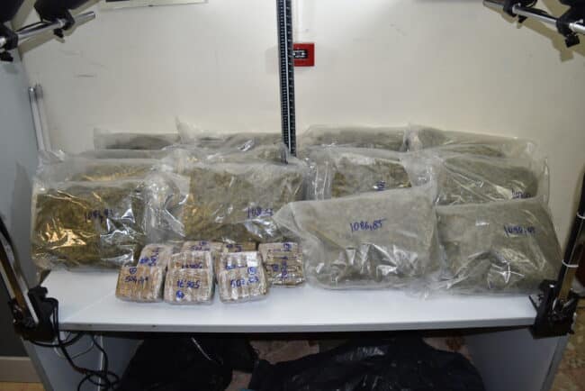 Controlli antidroga, arrestati due messinesi: sequestrati 6,5 kg di marijuana