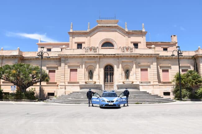 Terme di Sciacca e Grand Hotel nel mirino di vandali minorenni, identificati e riaffidati ai genitori