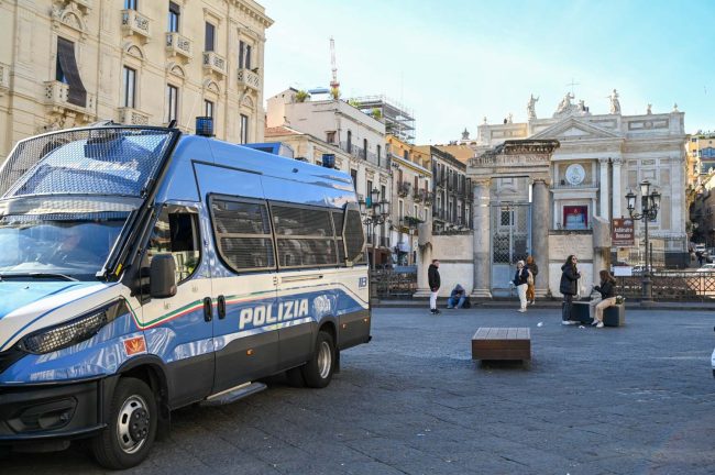 Succede a Catania provincia: 6 maggio MATTINA