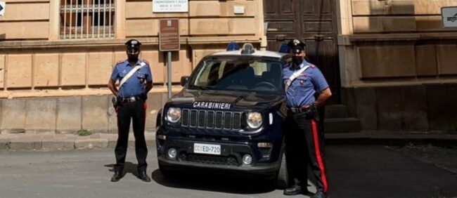 Violenze fisiche e psicologiche per una donna del Siracusano, arrestato il compagno 31enne
