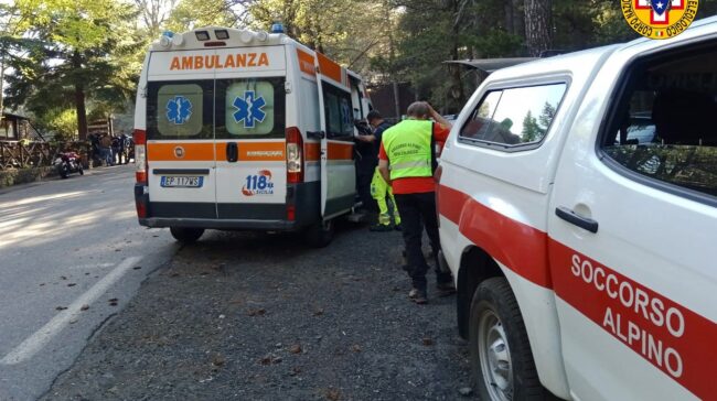 Paura sull’Etna, escursionista cade e si fa male: interviene il Soccorso Alpino