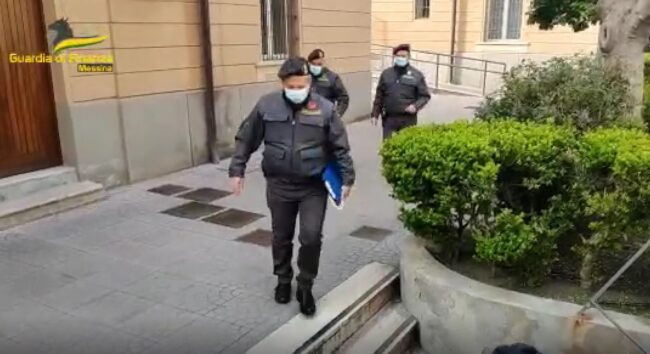Tappa messinese del 105° Giro d’Italia, sequestrati oltre 4.300 gadget privi dei requisiti minimi di sicurezza