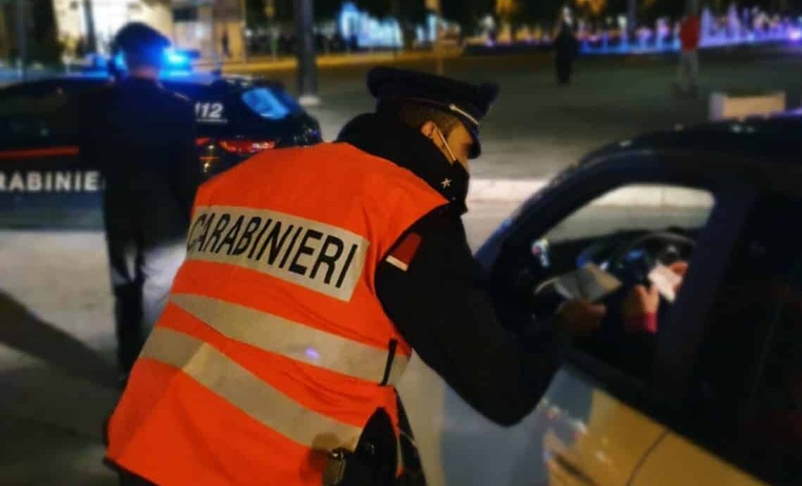 Spaccio di droga e controlli in strada, i carabinieri setacciano interi quartieri: il resoconto degli interventi