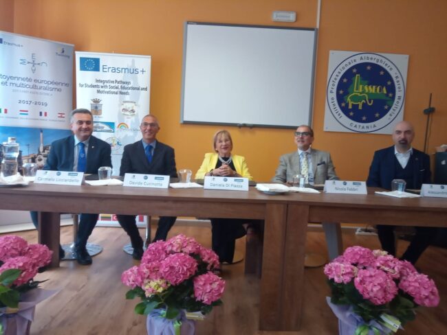 “Lady Amarena Junior” un concorso regionale tutto al femminile. Un gioco per ragazze all’I.P.S.S.E.O.A. “K. Wojtyla” di Catania