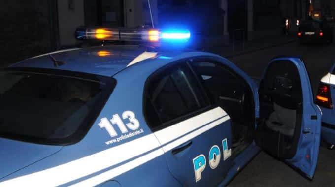 Sputi e aggressioni contro la polizia: 46enne messinese arrestato durante la notte