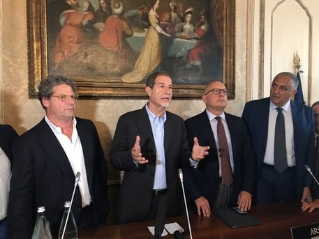 Comunali Palermo, svolta nel centrodestra: si va verso un candidato unico, oggi l’incontro decisivo