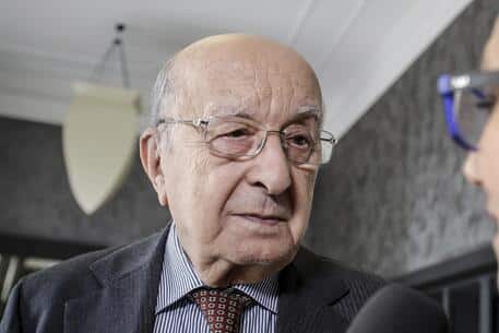 Lutto nel mondo della politica italiana, addio a Ciriaco De Mita: è stato premier e segretario della Dc