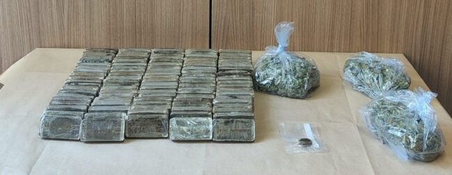Trovato in casa con 10 chili di marijuana e hashish: arrestato per spaccio un trentenne