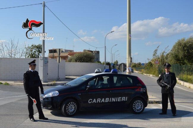Marzamemi, controlli alla movida “selvaggia”: beccati due giovani ubriachi alla guida