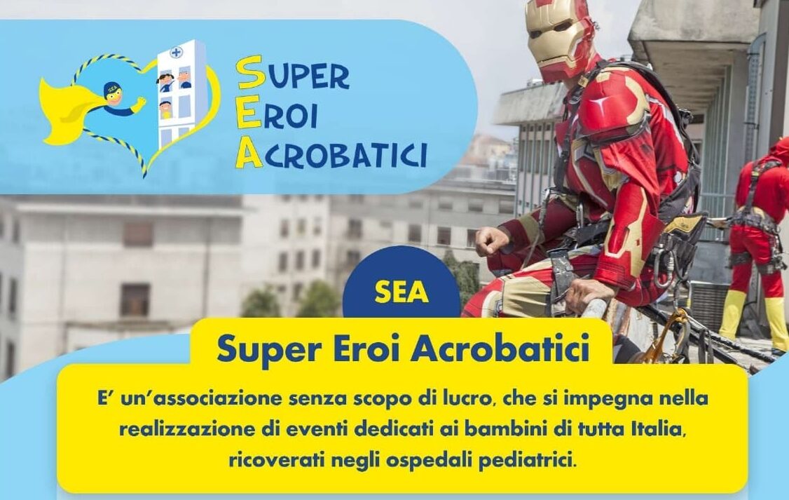 I supererori acrobatici fanno tappa all’ospedale Cannizzaro: consegna regali nel Reparto Pediatrico