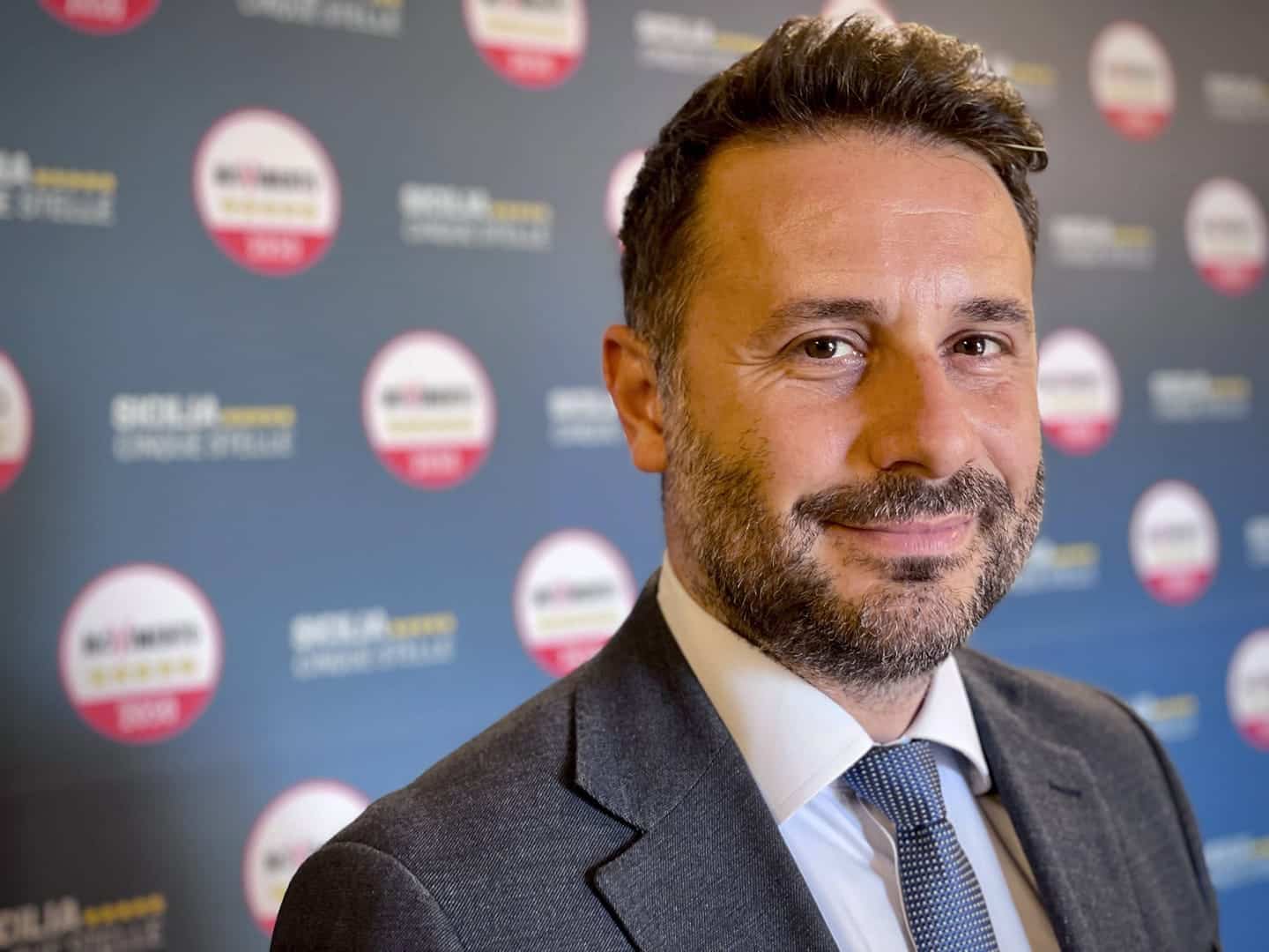 Scissione nei 5 stelle, i deputati dell’Ars stanno con Conte: la nota del capogruppo Di Paola