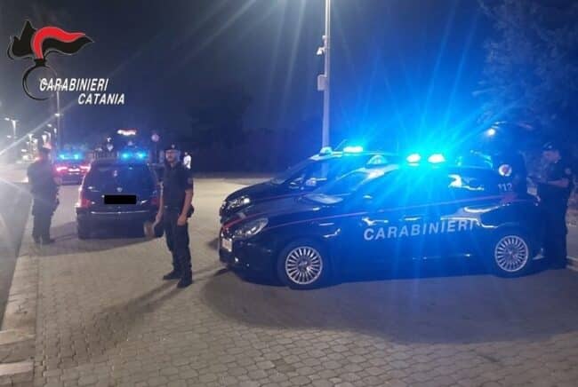 Controlli alla Playa di Catania, multe a discoteche: sanzioni per droga e alcool agli automobilisti