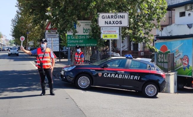 Beccato in auto con stupefacenti, scatta l’arresto per un 43enne