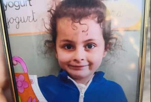 Omicidio della piccola Elena Del Pozzo, è stata uccisa a coltellate: la ricostruzione della Procura