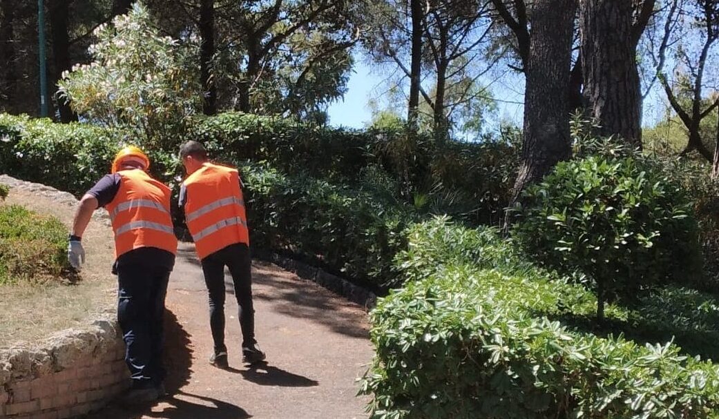 Percettori del Reddito del Cittadino al lavoro nel Catanese: in 75 puliranno le strade