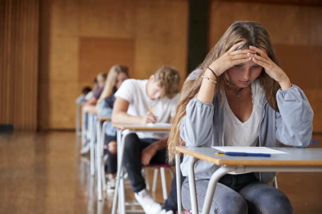 Al via gli esami di maturità 2022, si comincia con la prova di italiano: le tracce