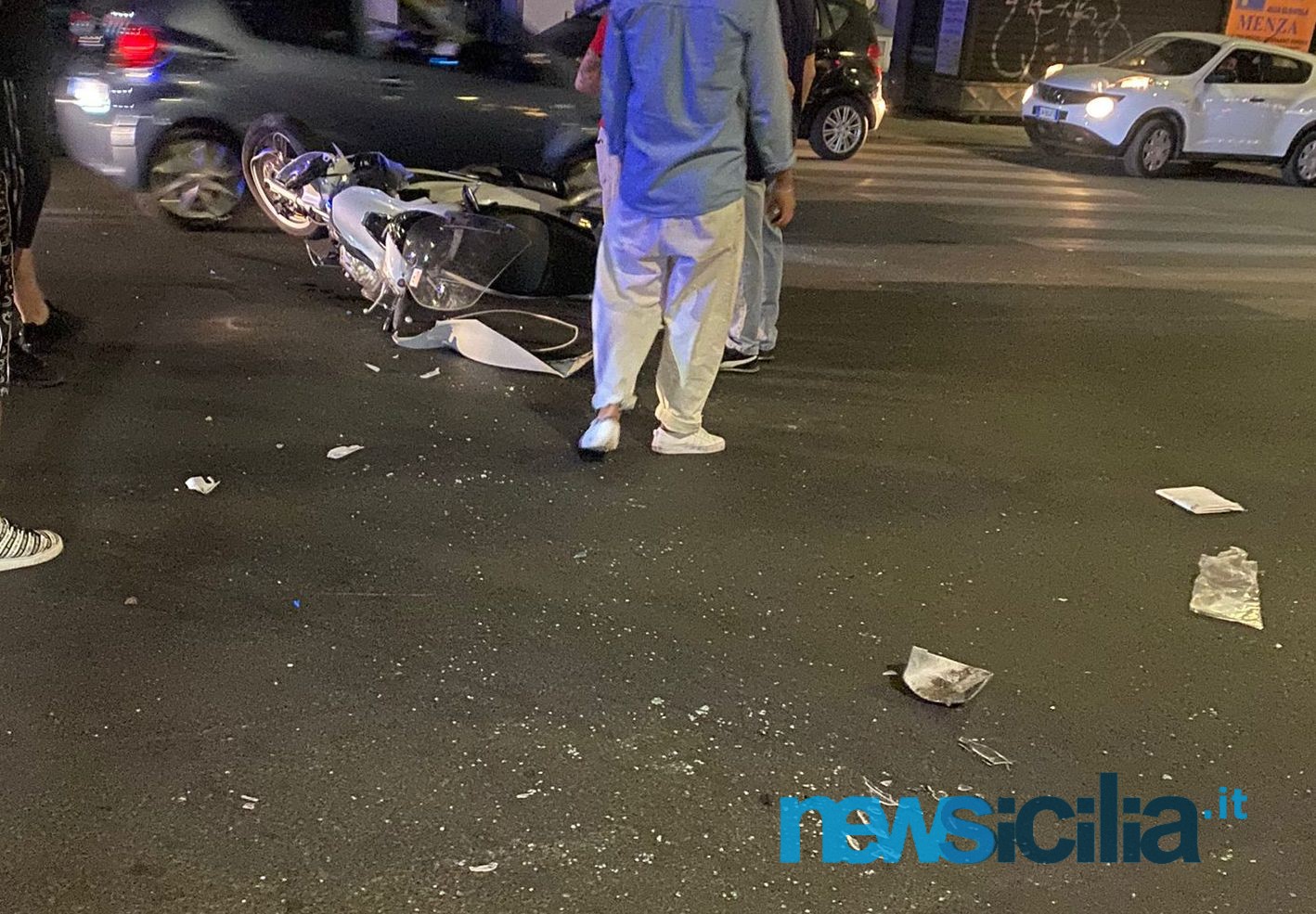 Catania, violento incidente al Viale Mario Rapisardi: paura, sangue e due feriti – LE FOTO