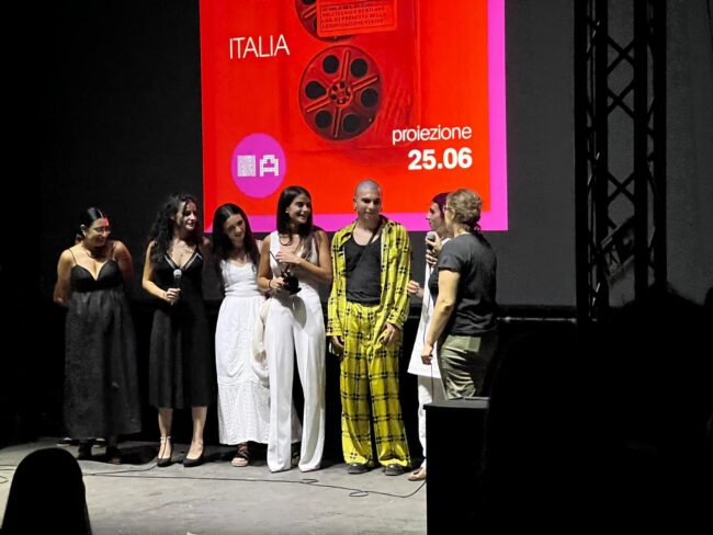 “Mutu cu sapi lu jocu”, il cortometraggio di alcuni studenti del Politecnico di Milano in trasferta a Catania
