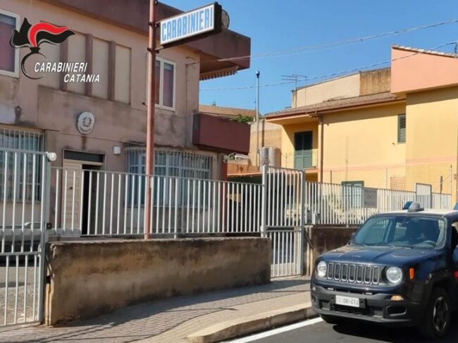 Illeciti di vario tipo e fermi amministrativi per guida senza casco: controlli a tappeto a Caltagirone