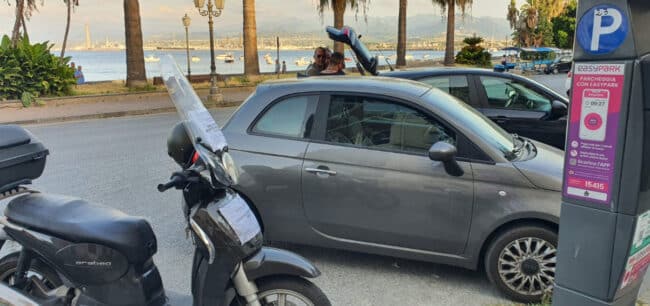 Circolava da un anno senza assicurazione e con patente mai conseguita, 43enne “beccato” al posto di blocco
