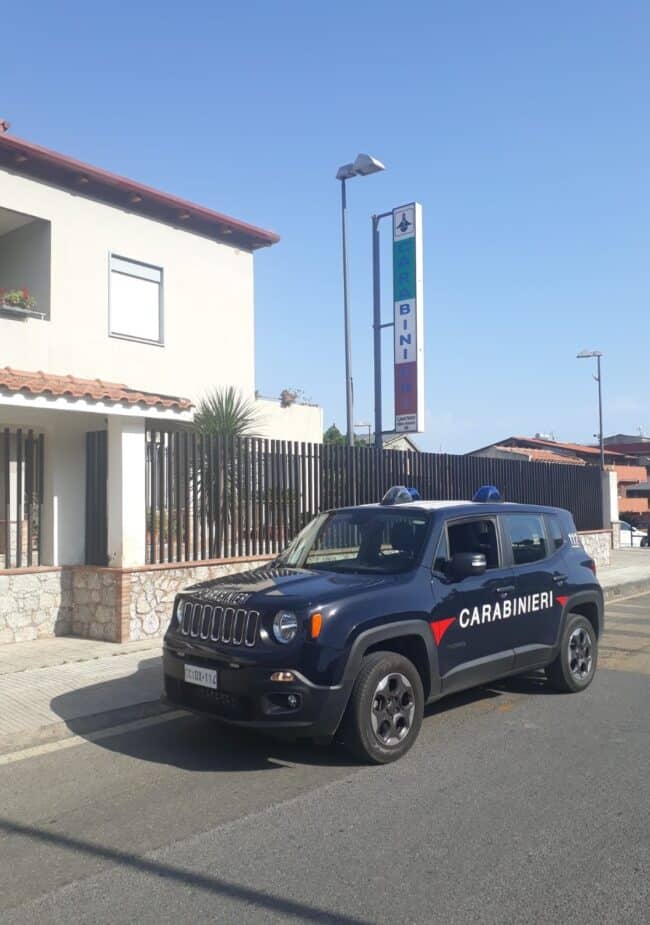Donna molestata dall’ex marito sul lungomare di Sant’Alessio, un cittadino dà l’allarme: arrestato in flagranza un 40enne per atti persecutori