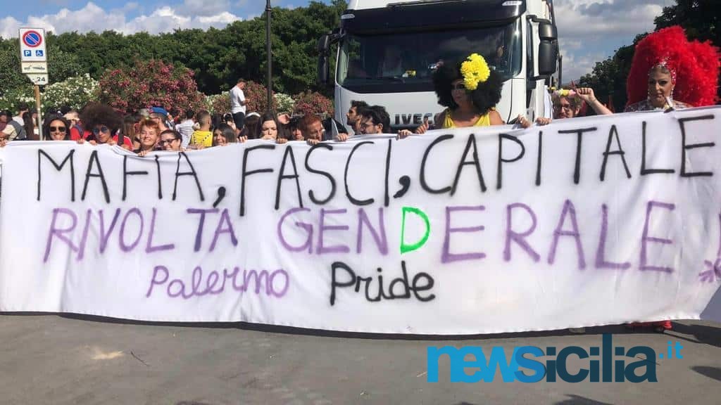 Torna il Pride a Palermo, presente anche il sindaco Lagalla: “Non farò alcun passo indietro sui diritti civili” – VIDEO