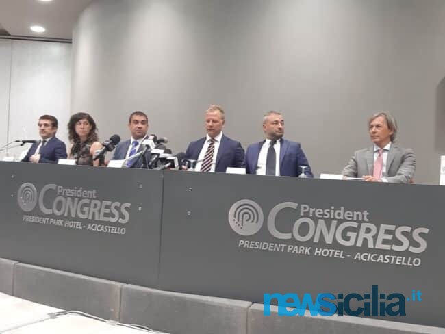 Ripartire da zero per andare… “oltre”: presentato il Catania (SSD) che verrà