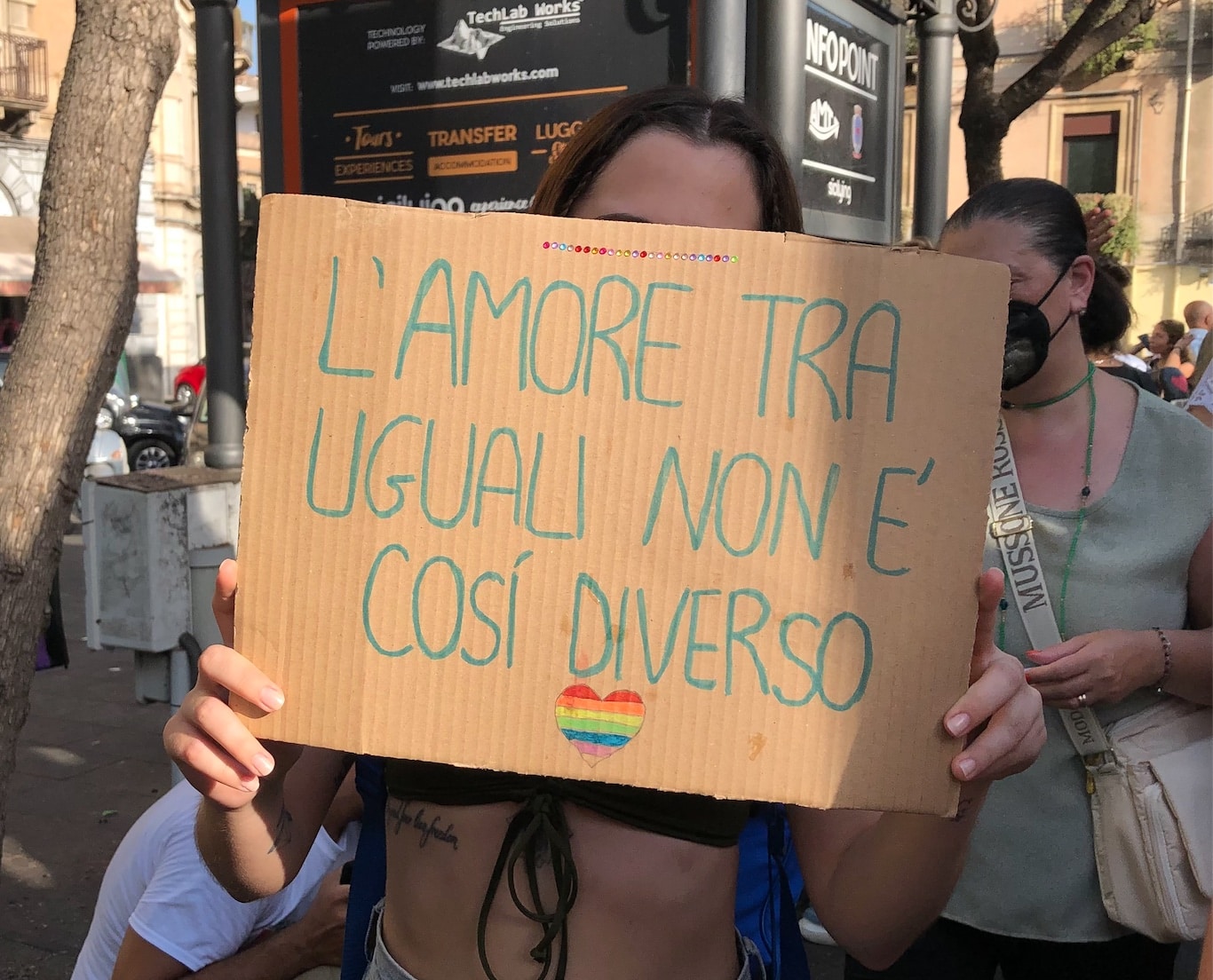 Catania Pride, che ne pensano i siciliani? Tra favorevoli, contrari e neutrali: i risultati